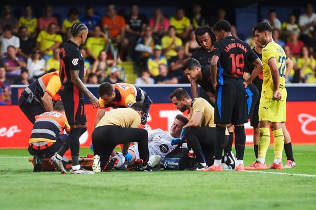 Marc Andre Ter Stegen FC Barcelona is injured during the LaLiga match between Villarreal CF and FC Barcelona at La Ceramica on September 22, 2024 in Villarreal, Spain Defodi 584 VILFCB20240922 20 Defodi-584