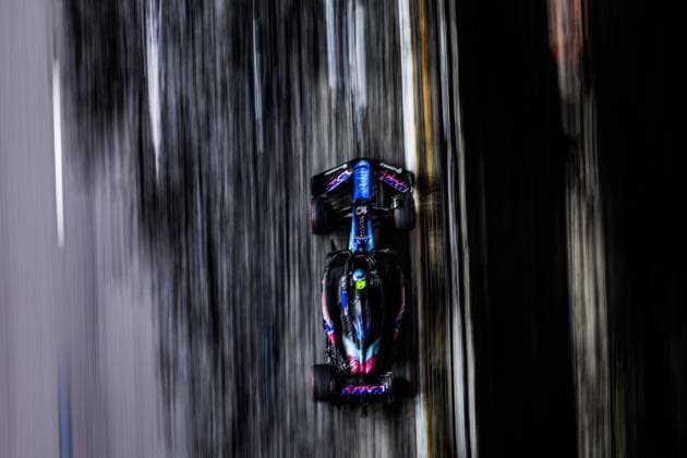 10 GASLY Pierre (fra), Alpine F1 Team A524, action during the Formula 1 Singapore Grand Prix 2024, 18th round of the 2024 Formula One World Championship, WM, Weltmeisterschaft from September 20 to 22, 2024 on the Marina Bay Circuit, in Singapore, Singapore - F1 - SINGAPORE GRAND PRIX 2024 DPPI Panoramic  240922_R18_SINGAPORE_DP_AV3_7138