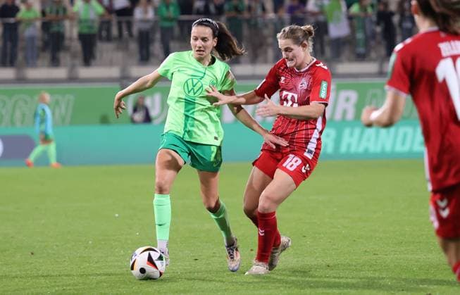 Women VfL Wolfsburg vs 1 FC Köln Wolfsburg, 22 09 2024, Football, Women, Season 24 25, Google Pixel Bundesliga, Matchday 3, VfL Wolfsburg vs 1 FC Köln, Picture shows Joelle Wedemeyer VfL, 24 Wolfsburg