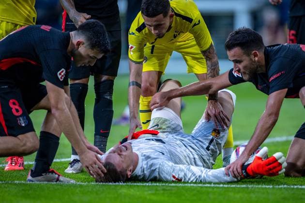 Soccer La Liga matchday 6 FC Villarreal FC Barcelona on 22 09 2024 at Estadio de la Ceramica in Villareal Marc Andre ter Stegen Barcelona injured on the ground xPGSx