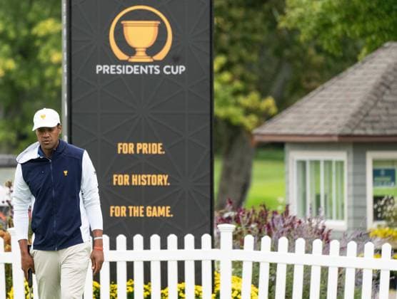 September 23, 2024, Montreal, Pq, CANADA: United States team member Tony Finau practises on the putting green at the Presidents Cup golf tournament at the Royal Montreal Golf Club, Monday, Sept. 23, 2024 in Montreal. Canada News - September 23, 2024  - ZUMAc35_ 20240923_zaf_c35_019 Copyright: xChristinnexMuschix
