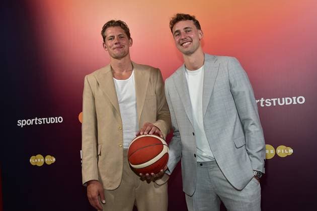 The basketball brothers, Moritz Wagner and Franz Wagner Arrival, preview of part 1 of the four-part documentary series THE WAGNER BROTHERS Two brothers, a dream come true in Berlin, on 22 09 2024 The Wagner Brother in Berlin PREVIEW Photopress Mueller