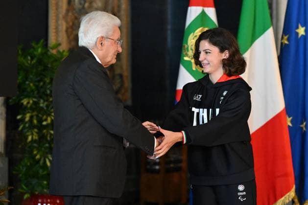 Sport Themen der Woche KW39 Sport Bilder des Tages The return ceremony of the Flag of the Italian athletes returning from the Paris 2024 Sergio Mattarella and Ambra Sabatini participate in the return ceremony of the Flag of the Italian athletes returning from the Paris 2024 Olympic and Paralympic Games at Quirinale in Rome, Italy, on September 23, 2024. Rome Italy  Copyright: xDomenicoxCippitellix originalFilename:cippitelli-theretur240923_np86D.jpg
