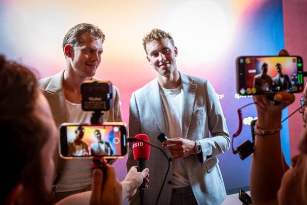 Basketball Berlin 24 09 2024 Premiere of the 4-part documentary series by Thomas Pletzinger and Timon Modersohn both not in the picture The Wagner Brothers at the Colosseum Filmtheater in Prenzlauer Berg Franz Wagner and Moritz Wagner