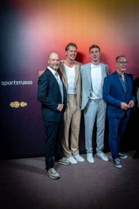 Basketball Berlin 24 09 2024 Premiere of the 4-part documentary series by Thomas Pletzinger and Timon Modersohn The Wagner Brothers at the Colosseum Filmtheater in Prenzlauer Berg Franz Wagner and Moritz Wagner