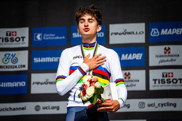SEIXAS Paul: UCI Road cycling, Rad, Radsport, Strasse World Championships - Zürich 2024 SEIXAS Paul ( FRA ) France Winner - First Place - Award Ceremony Medal Ceremony Podium - Querformat - quer - horizontal - Landscape - Event Veranstaltung: UCI Road Cycling World Championships Zürich 2024 - Category Kategorie: Cycling - Road Cycling World Championships - Elite Men U19 - Location Ort: Europe - Switzerland - Zürich - Start: - Finish: Zürich - Individual Time Trail ( ITT ) - Distance: 24,9 km - Date Datum: 23.09.2024 Monday Day 3 - *** SEIXAS Paul UCI Road Cycling World Championships Zurich 2024 SEIXAS Paul FRA France Winner First Place Award Ceremony Medal Ceremony Podium Landscape horizontal Landscape Event Event UCI Road Cycling World Championships Zurich 2024 Category Category Cycling Road Cycling World Championships Elite Men U19 Location Location Europe Switzerland Zurich Start Finish Zurich Individual Time Trail ITT Distance 24.9 km Date Date 23 09 2024 Monday Day 3