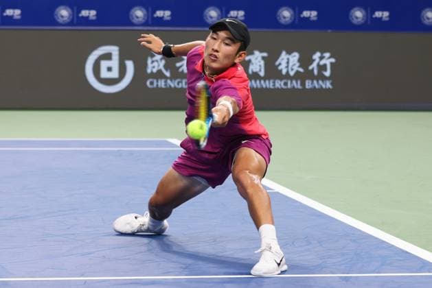 CHENGDU, CHINA - SEPTEMBER 24: Jerry Shang Juncheng of China competes in the Men s Singles Final match against Lorenzo Musetti of Italy on day 7 of 2024 Chengdu Open at Sichuan International Tennis Center on September 24, 2024 in Chengdu, Sichuan Province of China.  Copyright: xWuxZhizhaox 111519909478