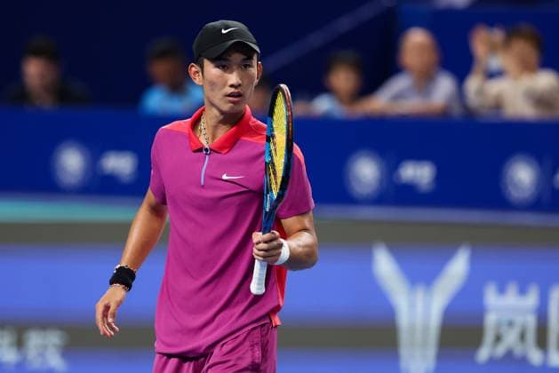 CHENGDU, CHINA - SEPTEMBER 24: Jerry Shang Juncheng of China celebrates a score in the Men s Singles Final match against Lorenzo Musetti of Italy on day 7 of 2024 Chengdu Open at Sichuan International Tennis Center on September 24, 2024 in Chengdu, Sichuan Province of China.  Copyright: xWuxZhizhaox 111519909464