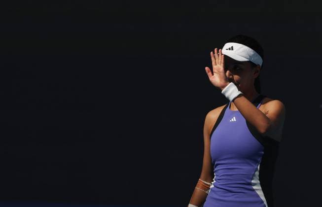 (240925) -- BEIJING, Sept. 25, 2024 -- Wang Xinyu of China reacts during the women s singles first round mtach against Hontama Mai of Japan at the 2024 China Open tennis tournament in Beijing, capital of China, Sept. 25, 2024. ) (SP)CHINA-BEIJING-TENNIS-CHINA OPEN-WOMEN S SINGLES (CN) BaixXuefei 