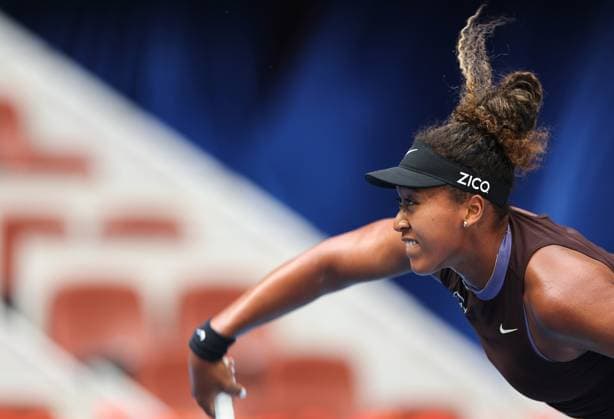 (240925) -- BEIJING, Sept. 25, 2024 -- Osaka Naomi of Japan competes during the women s singles first round match against Lucia Bronzetti of Italy at the 2024 China Open tennis tournament in Beijing, capital of China, Sept. 25, 2024. ) (SP)CHINA-BEIJING-TENNIS-CHINA OPEN-WOMEN S SINGLES (CN) BaixXuefei 