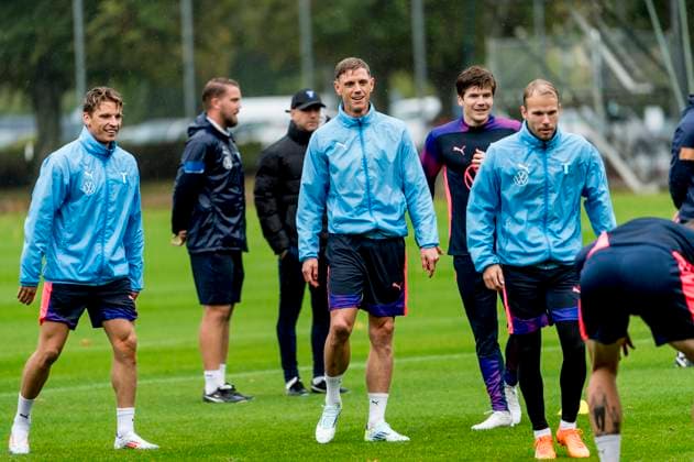 240925 Jens Stryger Larsen, Soren Rieks and Oscar Lewicki during a training session with Malmö FF on September 25, 2024 in Malmö Photo Christian Örnberg BILDBYRAN COP 166 CO0469 fotboll football soccer fotball uefa europa league träning practice training malmö ff bbeng  Copyright: CHRISTIANxÖRNBERG BB240925CO045