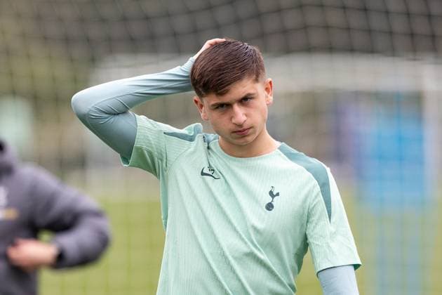 Tottenham Hotspur 25 09 2024. Training Session Rising talent, Tottenham Hotspur forward Mikey Moore (47) during the training session for Tottenham Hotspur, ahead of the Europa League match against Qarabag at Tottenham Hotspur Stadium, London, United Kingdom on 25 September 2024. London Tottenham Hotspur Stadium London United Kingdom Editorial use only , Copyright: xIanxStephenx PSI-20486-0023