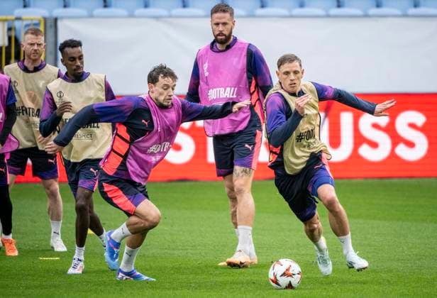 MALMÖ 2024 09 25 Anders Christiansen, Taha Ali, Colin Rösler, Pontus Jansson and Sören Rieks at Wednesdays training with MFF at Eleda Stadion ahead of the Europa League match against Rangers CITY SWEDEN x50090x  Copyright: xJohanxNilsson TTx MFF TRÄNING OCH PK INFÖR EUROPA LEAGUE MÖTET MOT RANGERS