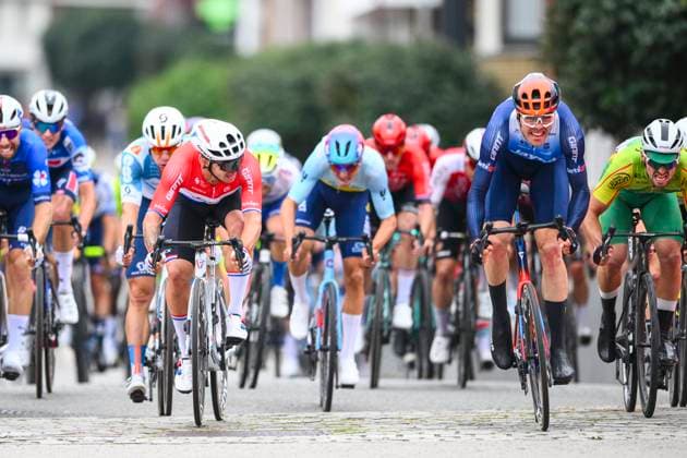 OMLOOP VAN HET HOUTLAND 2024 LICHTERVELDE, BELGIUM - SEPTEMBER 25 : Walscheid Max (GER) of Team Jayco AlUla, Groenewegen Dylan (NED) of Team Jayco AlUla in the final sprint pictured during the Omloop van het Houtland 2024 Cycling race with start in Eernegem and finish in Lichtervelde (195,3km). On September 25, 2024 in Lichtervelde, Belgium, 25-09-24 Lichtervelde Belgium  Copyright: xGvgx