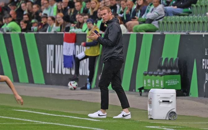 Women UWCL VfL Wolfsburg vs AC Florence Wolfsburg, 25 09 2024, Football, Women, Season 24 25, Women s Champions League, Qualification, 2 Round, Second leg, VfL Wolfsburg vs ACF Fiorentina, Picture shows VfL Coach Tommy Stroot Wolfsburg