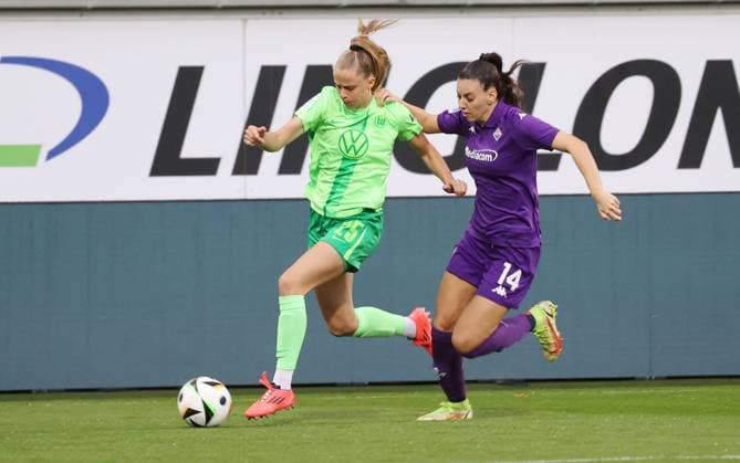 Women UWCL VfL Wolfsburg vs AC Florence Wolfsburg, 25 09 2024, Football, Women, Season 24 25, Women s Champions League, Qualification, 2 Round, Second leg, VfL Wolfsburg vs ACF Fiorentina, Picture shows Vivien Endemann VfL, 25 Wolfsburg