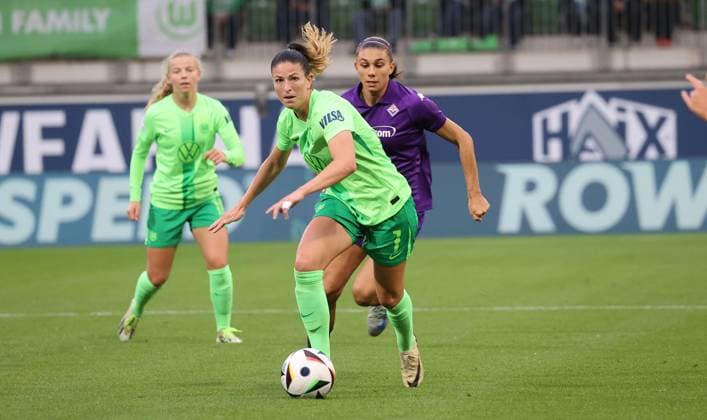 Women UWCL VfL Wolfsburg vs AC Florence Wolfsburg, 25 09 2024, Football, Women, Season 24 25, Women s Champions League, Qualification, 2 Round, Second leg, VfL Wolfsburg vs ACF Fiorentina, Picture shows Chantal Hagel VfL, 7 Wolfsburg
