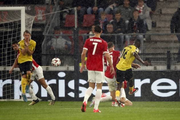 ALKMAAR - Timothy Noor Ouma of IF Elfsborg (16) scores the 0-1 during the UEFA Europa League match between AZ Alkmaar and IF Elfsborg at AFAS stadium on Sept. 25, 2024 in Alkmaar, Netherlands. ANP BART STOUTJESDIJK UEFA Europa League 2024 25 League Phase MD1 2024 25 xVIxANPxSportx xxANPxIVx 509360671 originalFilename: 509360671.jpg