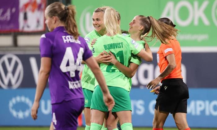 Women UWCL VfL Wolfsburg vs AC Florence Wolfsburg, 25 09 2024, Football, Women, Season 24 25, Women s Champions League, Qualification, 2 Round, Second leg, VfL Wolfsburg vs ACF Fiorentina, Picture shows jubilation over the goal to 3 0 for VfL by Vivien Endemann VfL, 25 Wolfsburg