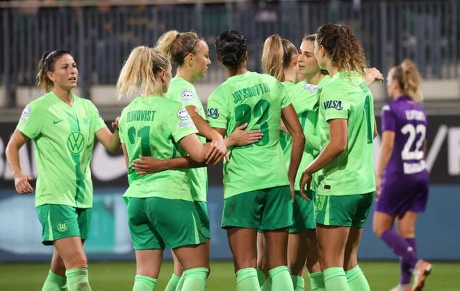 Women UWCL VfL Wolfsburg vs AC Florence Wolfsburg, 25 09 2024, Football, Women, Season 24 25, Women s Champions League, Qualification, 2 Round, Second leg, VfL Wolfsburg vs ACF Fiorentina, Picture shows jubilation over the goal to 4 0 for VfL by Jule Brand VfL, 29 Wolfsburg