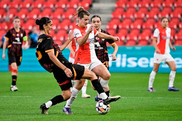 From left Eda Karatas of Galatasaray, Tereza Szewieczkova of Slavia, Berna Yeniceri of Galatasaray during the Slavia Praha UEFA Women s Champions League Group match SK Slavia Praha, vs. Galatasaray Istanbul in Prague, Czech Republic, September 25, 2024. (CTKxPhoto VitxSimanek) CTKPhotoP2024092507454  CTKPhotoP2024092507454