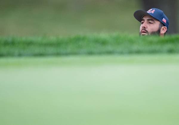 September 25, 2024, Montreal, Pq, CANADA: United States team member Scottie Scheffler checks out his line for a shot on the 12th hole during practice at the Presidents Cup golf tournament at the Royal Montreal Golf Club, Wednesday, Sept. 25, 2024 in Montreal. Canada News - September 25, 2024  - ZUMAc35_ 20240925_zaf_c35_044 Copyright: xChristinnexMuschix