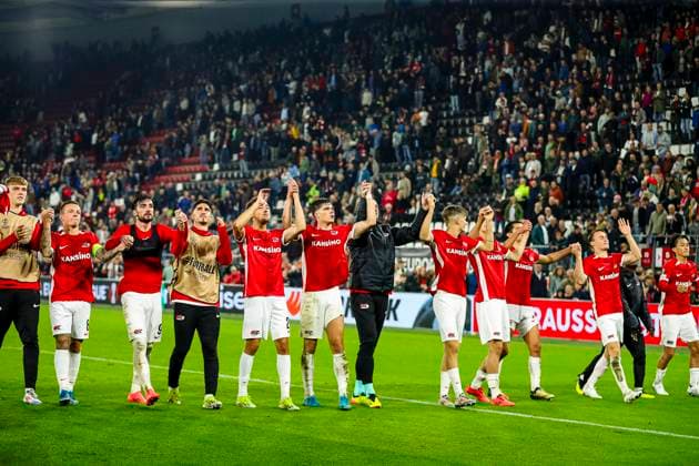 ALKMAAR - 25-09-2024, AFAS Stadium. UEFA Europa League, season 2024 2025 during the match AZ - Elfsborg. Final score 3-2. Az players celebrating the win. AZ - Elfsborg  x26338975x Copyright: