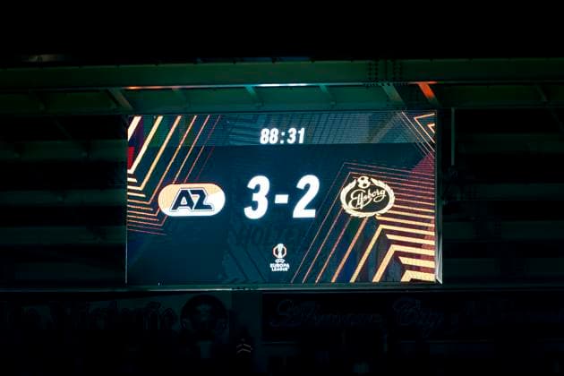 Scorebord with the 3 2, during the match AZ Elfsborg at the AZ Stadium for the UEFA Europa League League phase Matchday 1 season 2024 2025 in ALKMAAR, Netherlands on 25 september 2024, photo by Marcel van Dorst EYE4images DeFodi Images Defodi 746 190555 Defodi-746