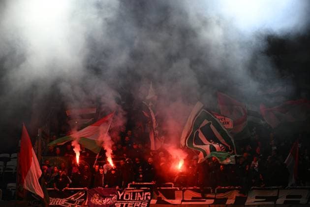 RSC Anderlecht v Ferencvaros - UEFA Europa League ANDERLECHT, BELGIUM - SEPTEMBER 25 : Illustration picture of fans pictured during the UEFA Europa League match, League phase - Matchday 1, between RSC Anderlecht and Ferencvaros on September 25, 2024 in Anderlecht, Belgium, 25-09-24 Anderlecht Belgium  Copyright: xPeterxDexVoechtx