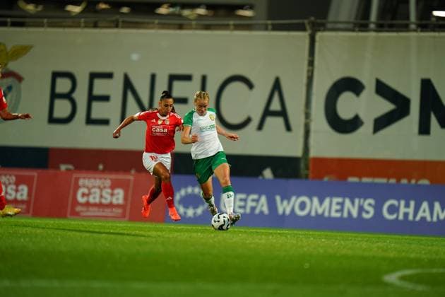 240925 Julie Blakstad of Hammarby and Catarina Amado of Benfica during the UEFA Women s Champions League football match between Benfica and Hammarby on September 25, 2024 in Lisbon Photo Gualter Fatia BILDBYRAN kod XZ XZ0190 fotboll football soccer fotball champions league benfica hammarby dam bbeng  Copyright: GUALTERxFATIA BB240925BB629