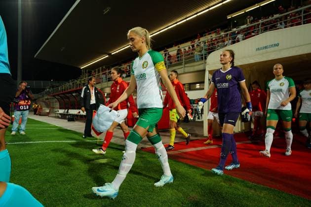 240925 Alice Carlsson of Hammarby ahead of the UEFA Women s Champions League football match between Benfica and Hammarby on September 25, 2024 in Lisbon Photo Gualter Fatia BILDBYRAN kod XZ XZ0190 fotboll football soccer fotball champions league benfica hammarby dam bbeng  Copyright: GUALTERxFATIA BB240925BB640