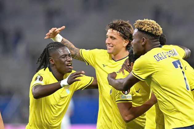 UEFA Europa League, Dynamo Kiev vs S S Lazio Rome 25 09 2024, Volksparkstadion, Hamburg, UEFA Europa League, Dynamo Kiev vs S S Lazio Rome in the picture Boulaye Dia Lazio 19 scores the 1-0 goal for Lazio and cheers with the team nordphotoxGmbH xWitke nph00002