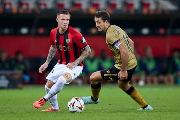 OGC Nice v Real Sociedad - Europa League 2024 25 League Phase Melvin Bard of OGC Nice competes for the ball with Mikel Oyarzabal of Real Sociedad during the Europa League match between OGC Nice and Real Sociedad at Allianz Riviera on September 25, 2024, in Nice, France. Nice Allianz Riviera Nice France RL_OCGNvRSO_000034 Copyright: xRicardoxLarreinax