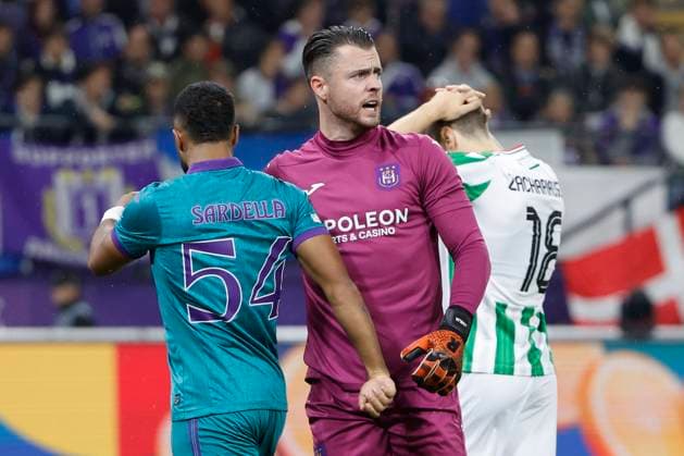 RSC Anderlecht v Ferencvaros - UEFA Europa League ANDERLECHT, BELGIUM - SEPTEMBER 25 : Coosemans Colin goalkeeper of RSC Anderlecht, Sardella Killian defender of RSC Anderlecht pictured during the UEFA Europa League match, League phase - Matchday 1, between RSC Anderlecht and Ferencvaros on September 25, 2024 in Anderlecht, Belgium, 25-09-24 Anderlecht Belgium  Copyright: xJanxDexMeuleneirx
