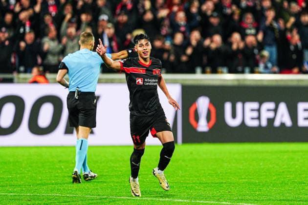 Goal celebration after scoring 1 0 Dario Osorio FC Midtjylland, 11 DEN, FC Midtjylland vs TSG 1899 Hoffenheim, Football, UEFA Europa League, Matchday 1, 2024 25, 25 09 2024 DEN, FC Midtjylland vs TSG 1899 Hoffenheim, Football, UEFA Europa League, Matchday 1, 2024 25, 25 09 2024 Herning Copyright: xEibner-Pressefoto MarcelxvonxFehrnx EP_MFN