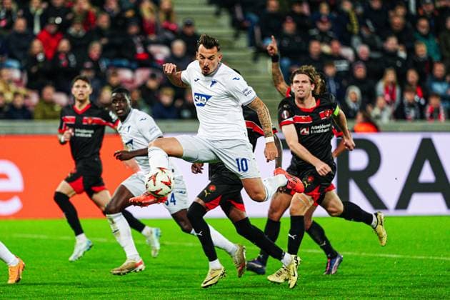 Goal kick Goal chance Mergim Berisha TSG 1899 Hoffenheim, 10 DEN, FC Midtjylland vs TSG 1899 Hoffenheim, Football, UEFA Europa League, Matchday 1, Season 2024 25, 25 09 2024 DEN, FC Midtjylland vs TSG 1899 Hoffenheim, Football, UEFA Europa League, Matchday 1, Season 2024 25, 25 09 2024 Herning Copyright: xEibner-Pressefoto MarcelxvonxFehrnx EP_MFN