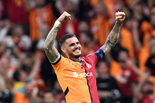 ISTANBUL - Mauro Icardi of Galatasaray SK celebrates 3-1 during the UEFA Europa League match between Galatasaray SK and PAOK FC at the Ali Sami Yen Spor Kompleksi stadium on Sept. 25, 2024 in Istanbul, Turkey. ANP Hollandse Hoogte UEFA Europa League 2024 25 League Phase MD1 2024 25 xVIxANPxSportx xGerritxvanxKeulenxIVx 509376174 originalFilename: 509376174.jpg