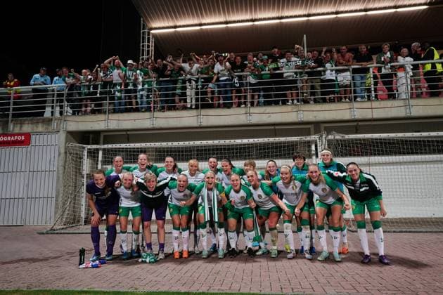 240925 Hammarby celebrates after the UEFA Women s Champions League football match between Benfica and Hammarby on September 25, 2024 in Lisbon Photo Gualter Fatia BILDBYRAN kod XZ XZ0190 fotboll football soccer fotball champions league benfica hammarby dam bbeng celebration celebrate  Copyright: GUALTERxFATIA BB240925ZX007