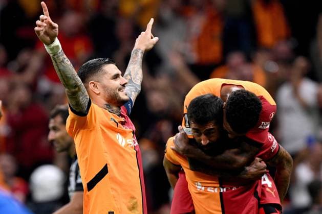 ISTANBUL - Mauro Icardi of Galatasaray SK celebrates 3-1 during the UEFA Europa League match between Galatasaray SK and PAOK FC at the Ali Sami Yen Spor Kompleksi stadium on Sept. 25, 2024 in Istanbul, Turkey. ANP Hollandse Hoogte UEFA Europa League 2024 25 League Phase MD1 2024 25 xVIxANPxSportx xGerritxvanxKeulenxIVx 509376867 originalFilename: 509376867.jpg
