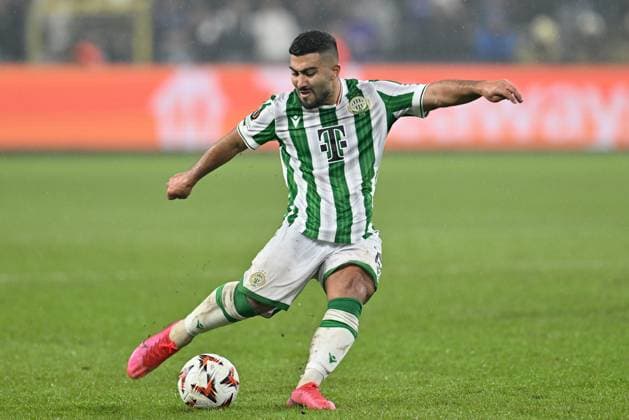 240925 RSC Anderlecht vs Ferencvaros Mohammad Abu Fani (15) of Ferencvaros pictured during the Europa League matchday 1 in the league phase game in the 2024-2025 season between Royal Sporting Club Anderlecht and Ferencvaros on September 25 , 2024 in Anderlecht, Belgium. (Photo by David Catry Isosport ) ANDERLECHT BELGIUM  Copyright: xx 482213