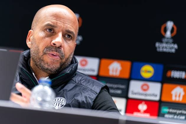 2024-09-25 RSC Anderlecht v Ferencvaros - UEFA Europa League 2024 25 League Phase MD1 BRUSSELS, BELGIUM - SEPTEMBER 25: Coach Pascal Jansen of Ferencvarosi TC during press conference, PK, Pressekonferenz following the UEFA Europa League 2024 25 League Phase MD1 match between RSC Anderlecht and Ferencvaros at RSC Anderlecht Stadium on September 25, 2024 in Brussels, Belgium. Brussels RSC Anderlecht Stadium Belgium Content not available for redistribution in The Netherlands directly or indirectly through any third parties. Copyright: xJorisxVerwijstx