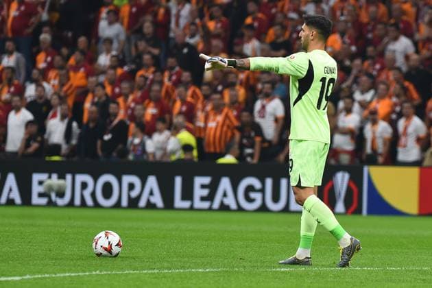 Goalkeeper Gunay Guvenc of Galatasaray during the UEFA Europa League 2024 25 League match between Galatasaray and PAOK at Rams Park Stadium on September 25, 2024 in Istanbul, Turkey. Istanbul Turkey Copyright: xSeskimphotox Galatasaray-Paok-25924 (52)