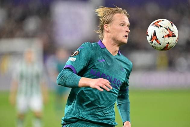 240925 RSC Anderlecht vs Ferencvaros Kasper Dolberg (12) of Anderlecht pictured during the Europa League matchday 1 in the league phase game in the 2024-2025 season between Royal Sporting Club Anderlecht and Ferencvaros on September 25 , 2024 in Anderlecht, Belgium. (Photo by David Catry Isosport ) ANDERLECHT BELGIUM  Copyright: xx 482306