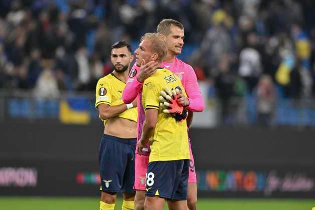 UEFA Europa League, Dynamo Kiev vs S S Lazio Rome 25 09 2024, Volksparkstadion, Hamburg, UEFA Europa League, Dynamo Kiev vs S S Lazio Rome in the picture the team of Lazio cheers about the victory nordphotoxGmbH xWitke nph00002