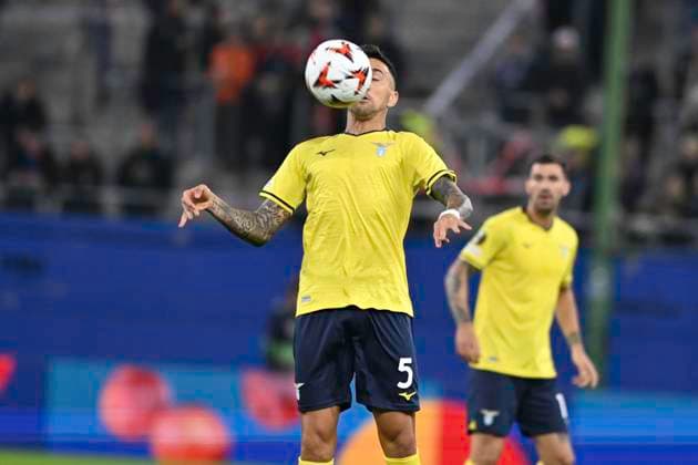 UEFA Europa League, Dynamo Kiev vs S S Lazio Rome 25 09 2024, Volksparkstadion, Hamburg, UEFA Europa League, Dynamo Kiev vs S S Lazio Rome in picture single action landscape format Matias Vecino Lazio 05 nordphotoxGmbH xWitke nph00002