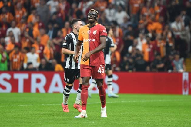 Victor Osimhen of Galatasaray during the UEFA Europa League 2024 25 League match between Galatasaray and PAOK at Rams Park Stadium on September 25, 2024 in Istanbul, Turkey. Istanbul Turkey Copyright: xSeskimphotox Galatasaray-Paok-25924 (171)