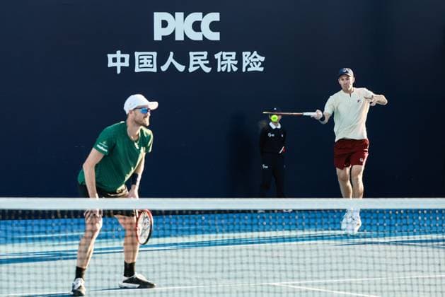 BEIJING, CHINA - SEPTEMBER 25: Jamie Murray of Britain and John Peers of Australia compete in the Men s Doubles Qualifying Round 2 match against Gonzalo Escobar and Diego Hidalgo of Ecuador on day three of 2024 China Open at National Tennis Center on September 25, 2024 in Beijing, China.  Copyright: xVCGx 111520139095