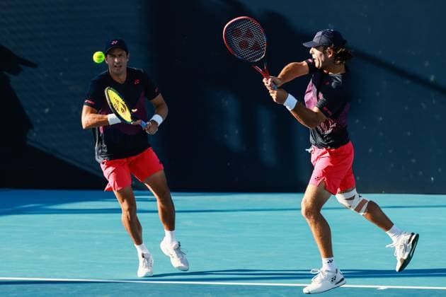 BEIJING, CHINA - SEPTEMBER 25: Gonzalo Escobar and Diego Hidalgo of Ecuador compete in the Men s Doubles Qualifying Round 2 match against Jamie Murray of Britain and John Peers of Australia on day three of 2024 China Open at National Tennis Center on September 25, 2024 in Beijing, China.  Copyright: xVCGx 111520139086