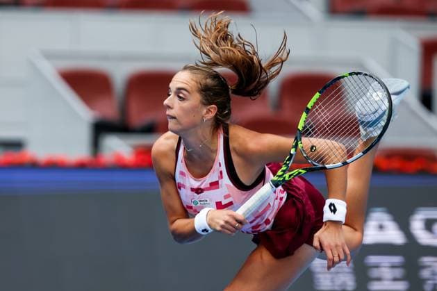 BEIJING, CHINA - SEPTEMBER 25: Lucia Bronzetti of Italy competes in the Women s Singles Round of 128 match against Naomi Osaka of Japan on day three of 2024 China Open at National Tennis Center on September 25, 2024 in Beijing, China.  Copyright: xVCGx 111520245667