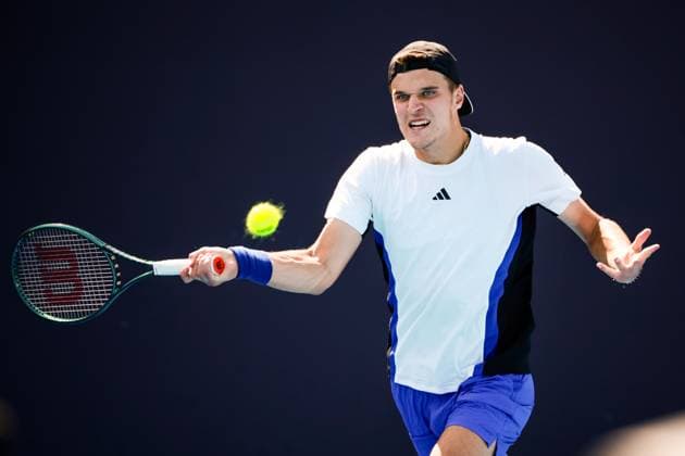 BEIJING, CHINA - SEPTEMBER 25: Jakub Mensik of Czechia competes in the Men s Singles Qualifying Round 2 match against Arthur Rinderknech of France on day three of 2024 China Open at National Tennis Center on September 25, 2024 in Beijing, China.  Copyright: xVCGx 111520246112